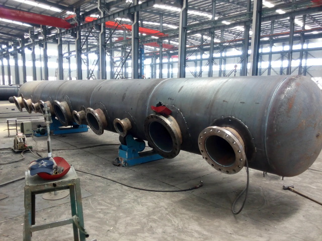 民勤蒸汽分汽缸漏气维修